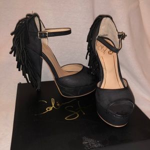 Colin Stuart Fringe Peep-toe Pumps